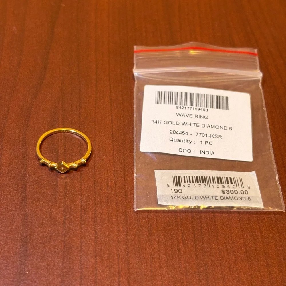 Kendra Scott 14K Wave Ring